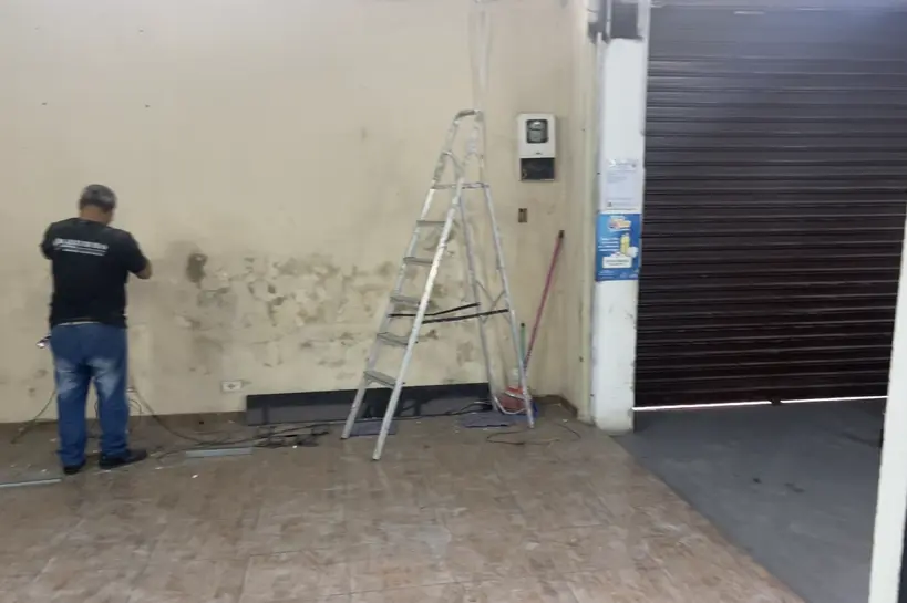 Demolição e adequação do espaço